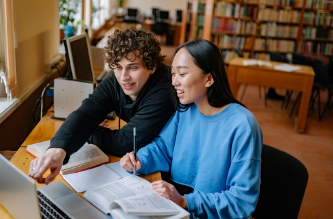 Collegamento a Premi per tesi di Laurea Magistrale del Dipartimento di Fisica e Astronomia