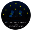 The image shows the logo of the Padua Planetarium, which is located in Padua, Italy. The logo is a silhouette of a city with a starry sky above. The city is represented by a group of buildings of different heights, which are arranged irregularly. The starry sky is represented by a series of white and yellow dots, which are of different sizes.